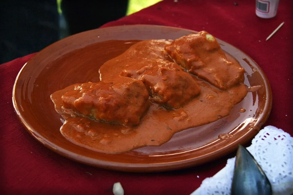 bacalao a la vizcaina comida tipica